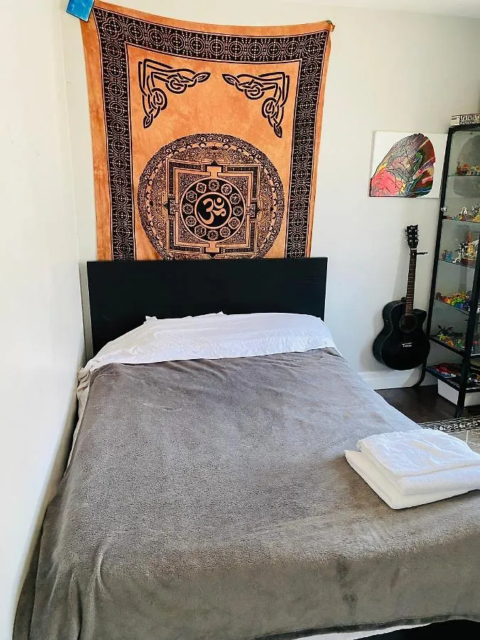 Signature II Suite Space Share Room Toronto Canada Apartment